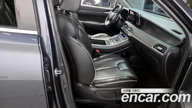 Hyundai Palisade Palisade Бензин 3.8 2WD — Фото автомобиля 12