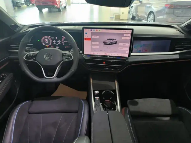Volkswagen Passat — Фото автомобиля 9