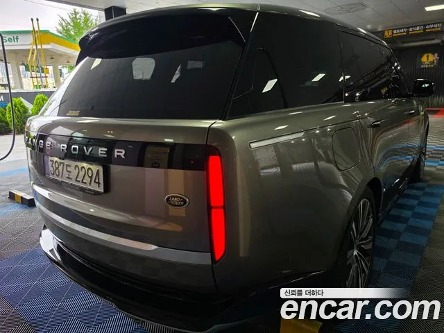 Land Rover Range Rover — Фото автомобиля 12
