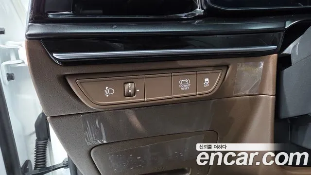 Kia Niro Prestige — Фото автомобиля 24