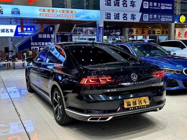 Volkswagen Magotan — Фото автомобиля 17