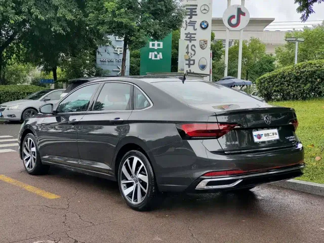 Volkswagen Sagitar — Фото автомобиля 4
