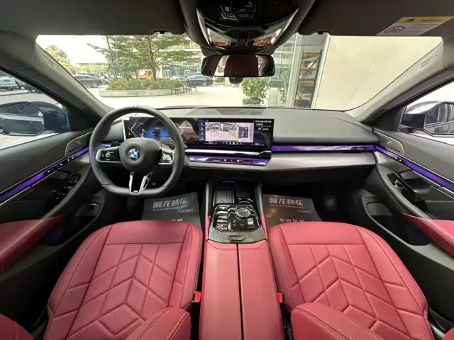 BMW 5 Series — Фото автомобиля 6