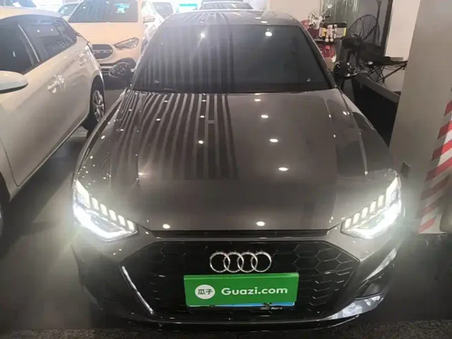 Audi A4L — Фото автомобиля 2