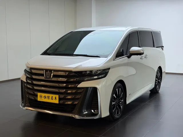 Фотография автомобиля — Toyota Vellfire