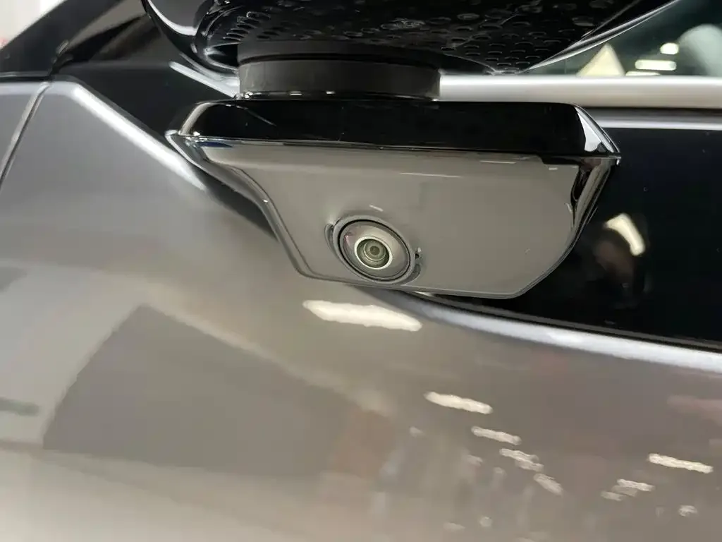 HiPhi HiPhi Y 2023 560km Pioneer Edition — Фото автомобиля 22