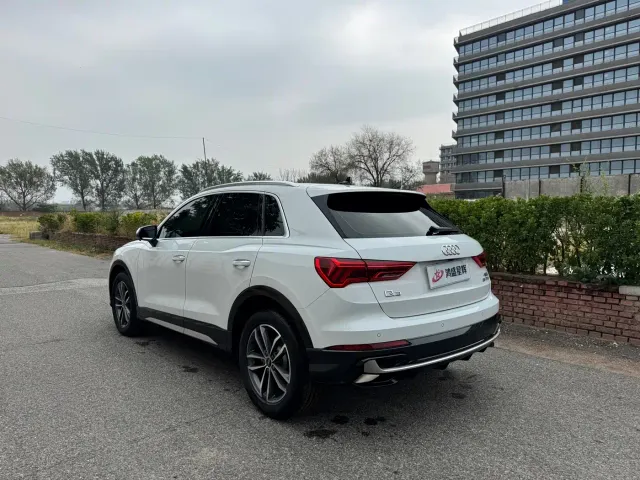 Audi Audi Q3 2024 35 TFSI Progressive Elegance — Фото автомобиля 6