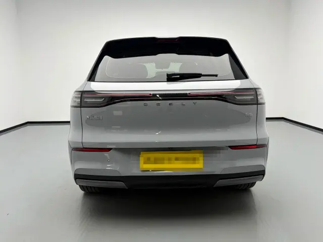 Geely Galaxy E5 — Фото автомобиля 5