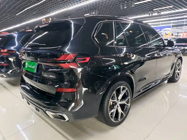 BMW X5 — Фото автомобиля 6