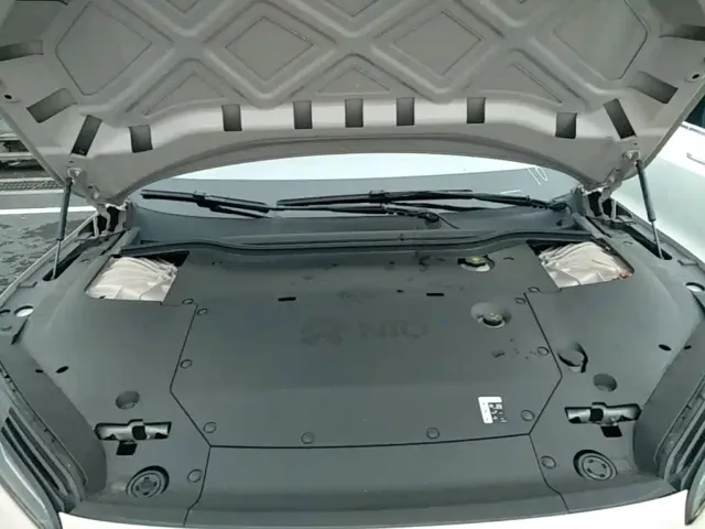 Nio ET5 Touring — Фото автомобиля 19