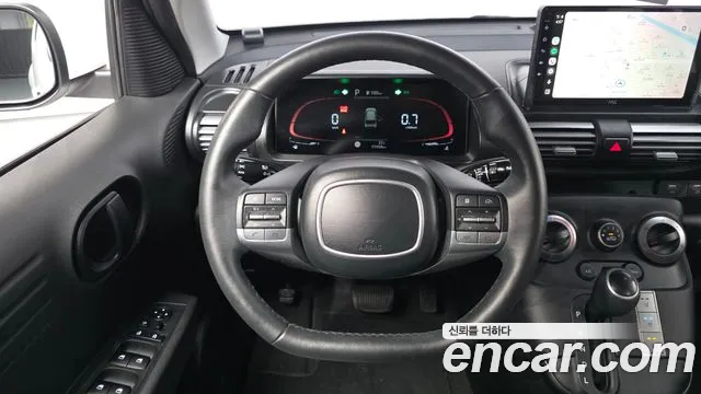 Hyundai Casper Casper Essential Light — Фото автомобиля 12