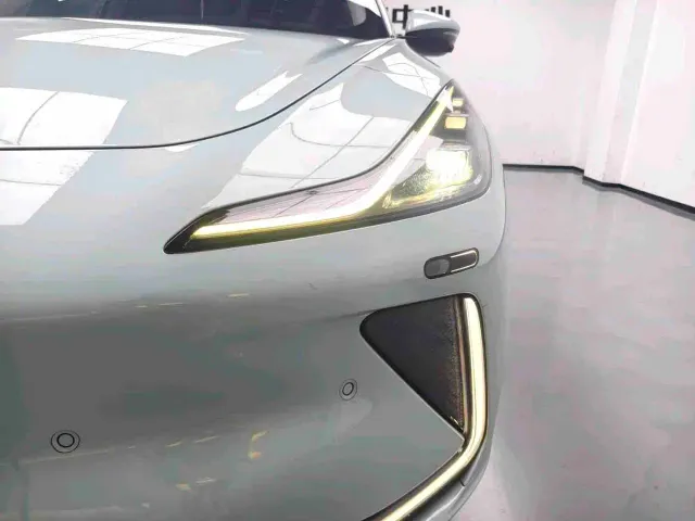 IM Motors LS7 — Фото автомобиля 8