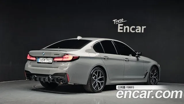 BMW 5 Series G30 — Фото автомобиля 2