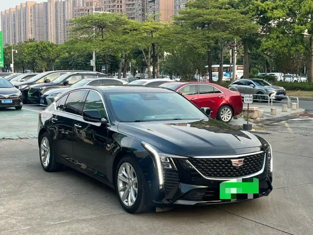 Cadillac CT5 — Фото автомобиля 3