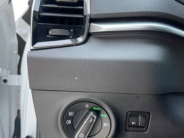 Skoda Karoq — Фото автомобиля 24