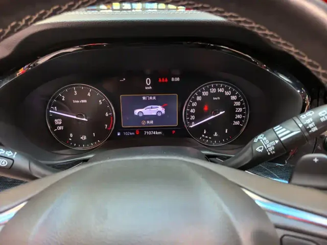 Buick Envision Plus — Фото автомобиля 14