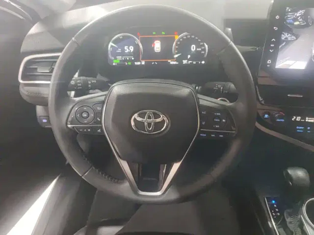 Toyota Camry — Фото автомобиля 13
