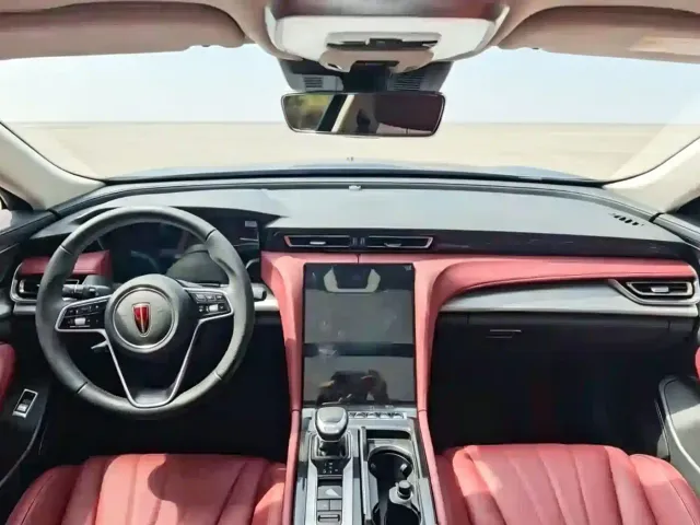 Hongqi H5 — Фото автомобиля 5