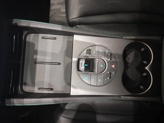 BYD Seal 06 — Фото автомобиля 13