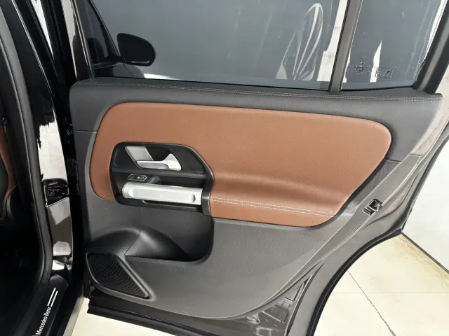 Mercedes-Benz GLB-Class — Фото автомобиля 23