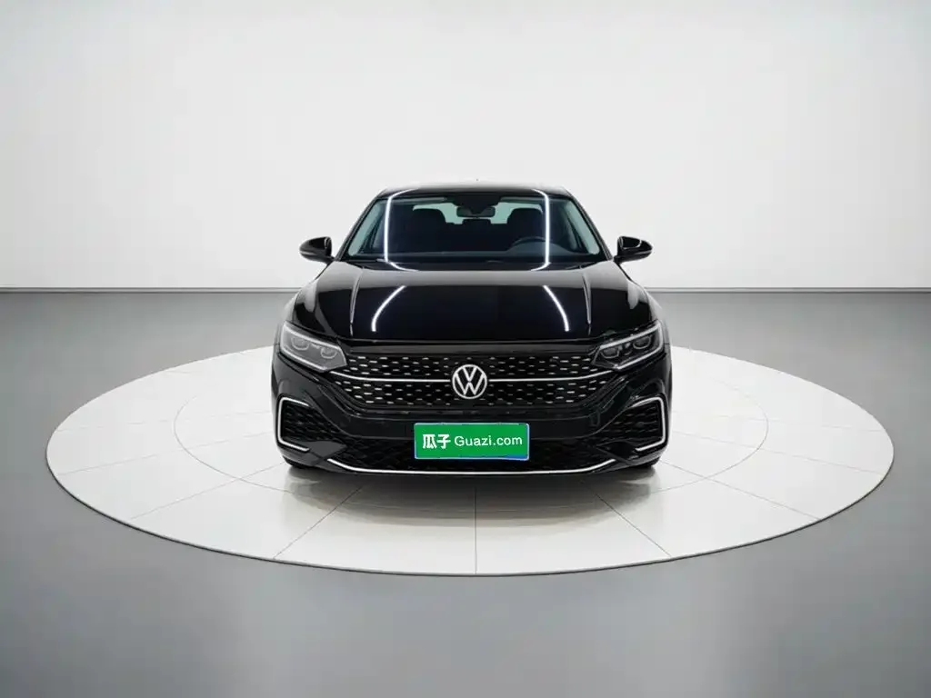 Volkswagen Passat 2024 Model 380TSI Starlight Elite — Фото автомобиля 2