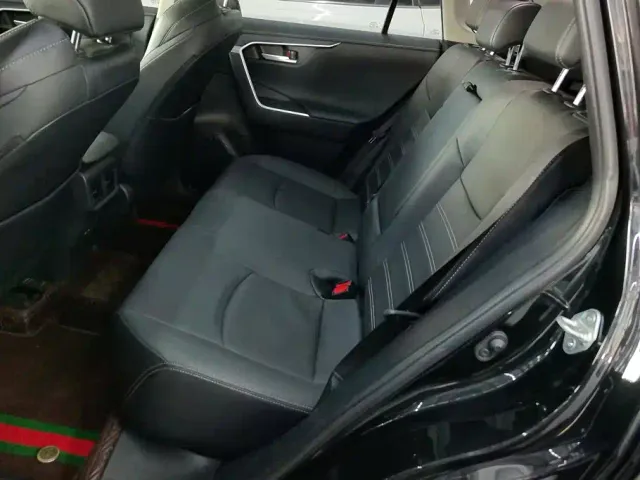 Toyota Wildlander — Фото автомобиля 11