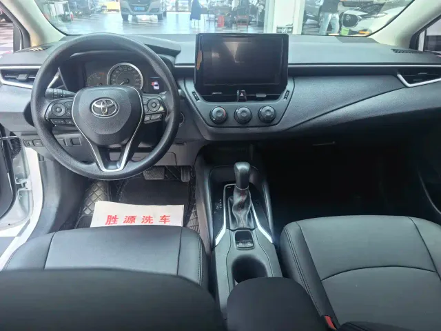 Toyota Corolla — Фото автомобиля 9