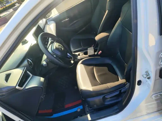 Toyota Corolla — Фото автомобиля 11