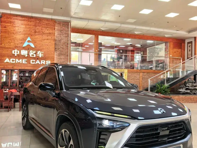 Nio ES8 — Фото автомобиля 19