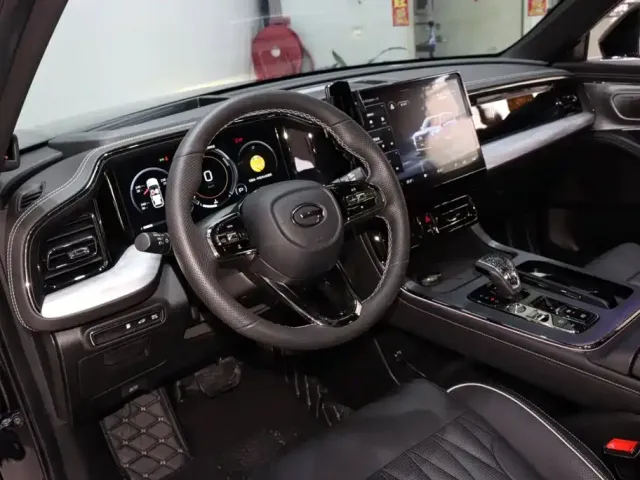 GAC Trumpchi GS8 — Фото автомобиля 10