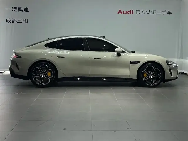 Xiaomi SU7 — Фото автомобиля 3