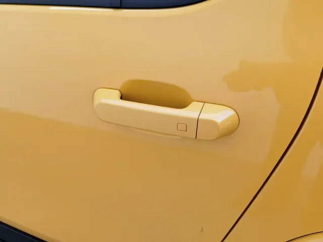 Baojun Yep — Фото автомобиля 18