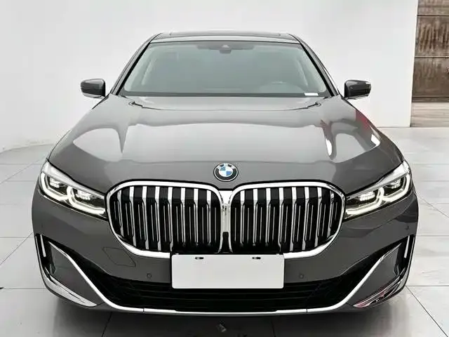 BMW 7 Series — Фото автомобиля 2