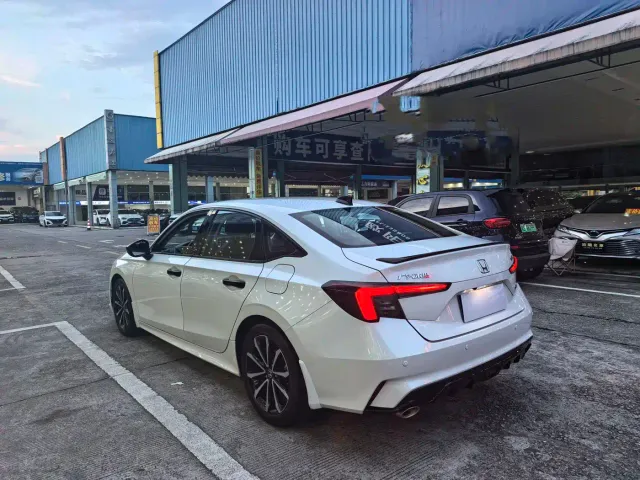 Honda Integra 2023 240TURBO CVT Phantom Night Luxury Edition — Фото автомобиля 12