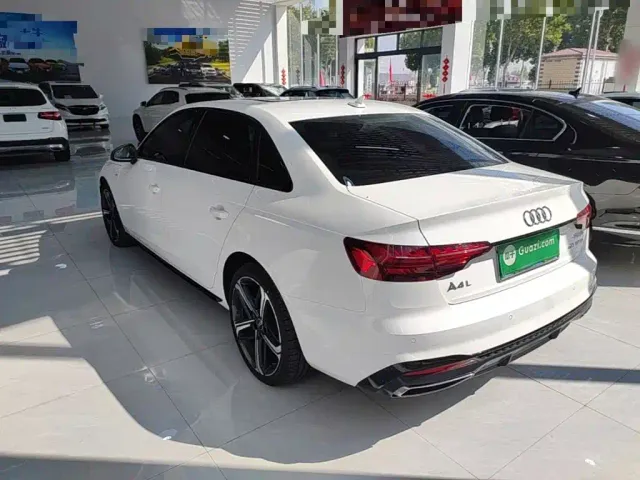 Audi A4L — Фото автомобиля 4