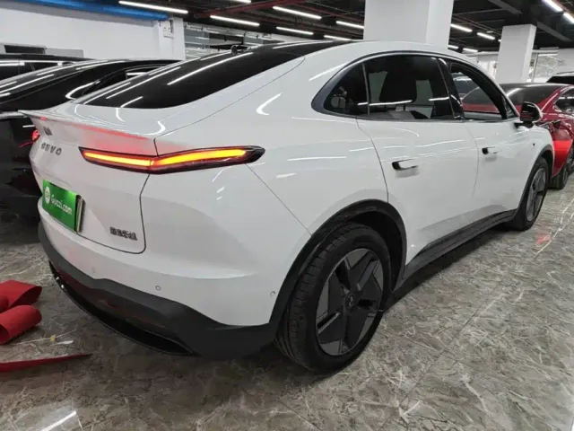 Onvo L60 — Фото автомобиля 6