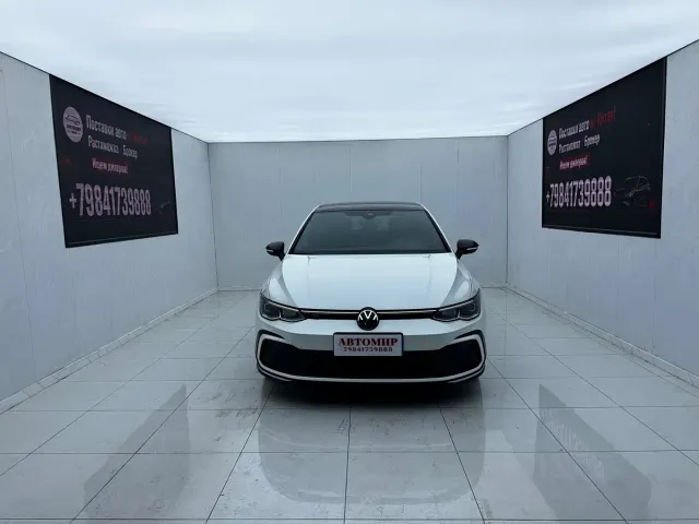 Volkswagen Golf — Фото автомобиля 3