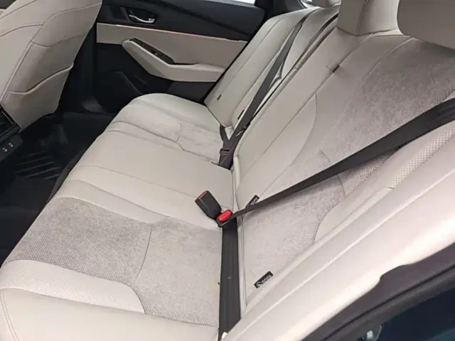 Honda Inspire Hybrid — Фото автомобиля 16