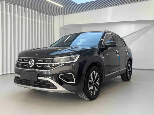 Фотография автомобиля — Volkswagen Tayron