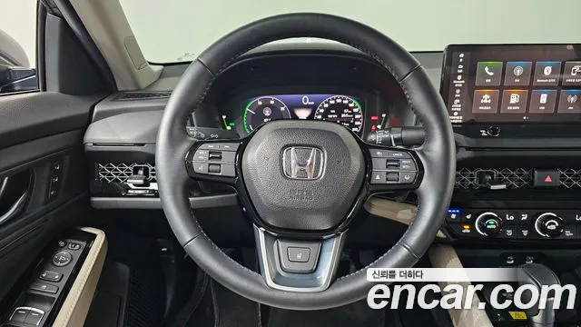 Honda Accord Generation 11 — Фото автомобиля 13