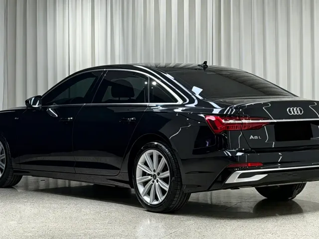 Audi A6L — Фото автомобиля 4