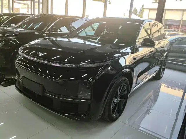 Фотография автомобиля — Li Auto L8