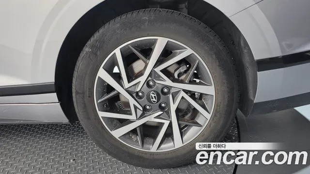 Hyundai Grandeur Grandeur (GN7) 3.5 LPG 2WD (Такси) — Фото автомобиля 5