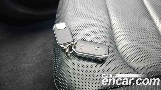 Kia EV6 — Фото автомобиля 16
