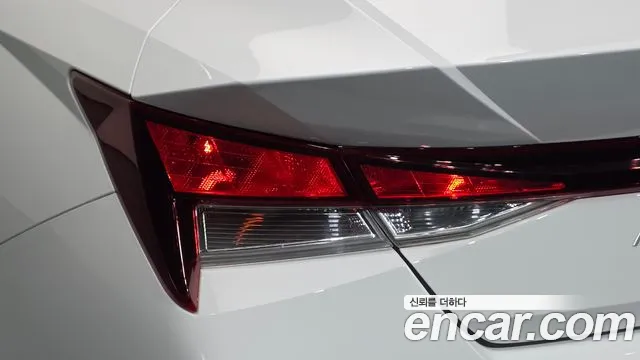 Hyundai Avante CN7 — Фото автомобиля 23