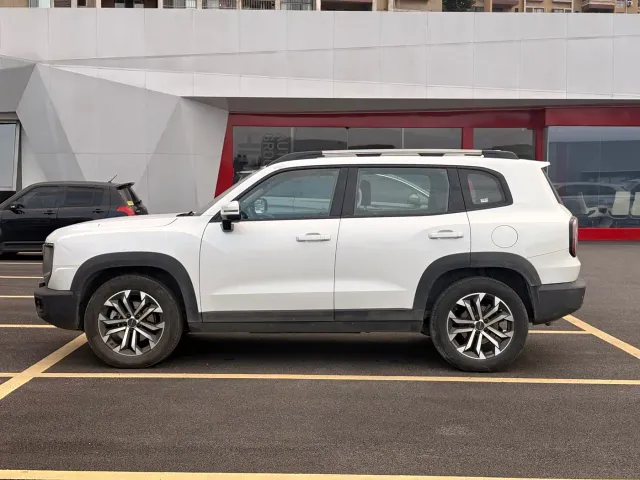Haval Big Dog — Фото автомобиля 8