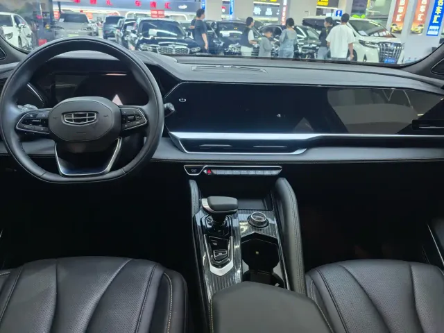 Geely Xingyue L — Фото автомобиля 10