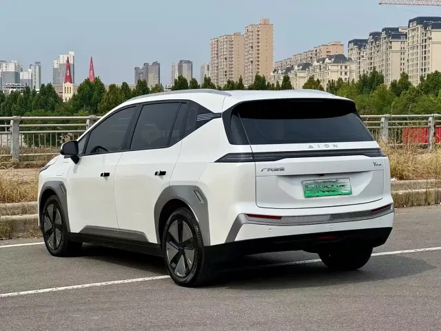 GAC Aion Y — Фото автомобиля 7