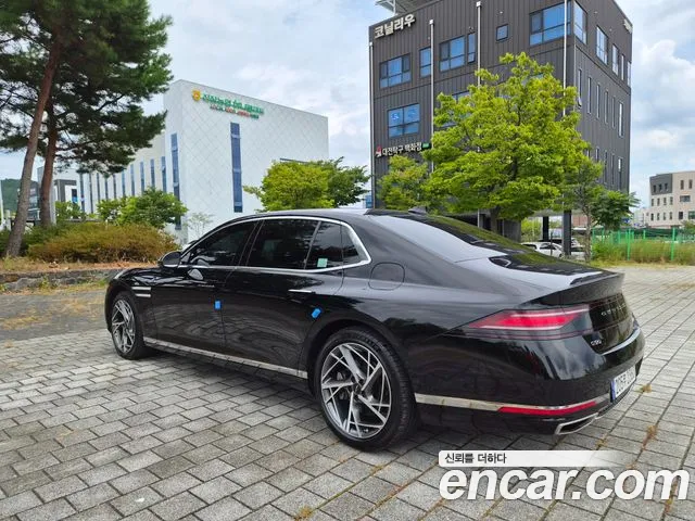 Genesis G90 Бензин 3.5 турбо AWD — Фото автомобиля 5