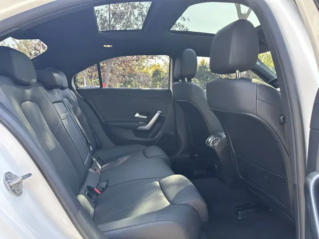 Mercedes-Benz A-Class — Фото автомобиля 10